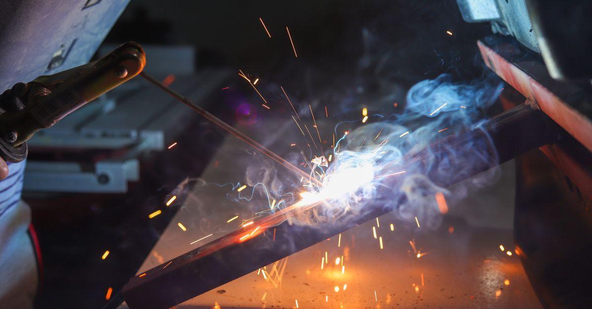 Por que investir em serviços metalúrgicos especializados perto de você