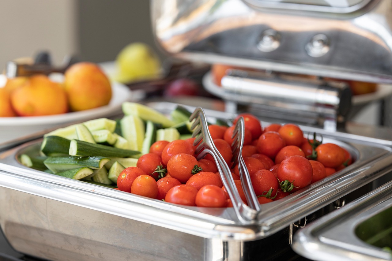 Guia Completo: O Planejamento e os Benefícios de Contratar Buffet a Domicílio para Eventos